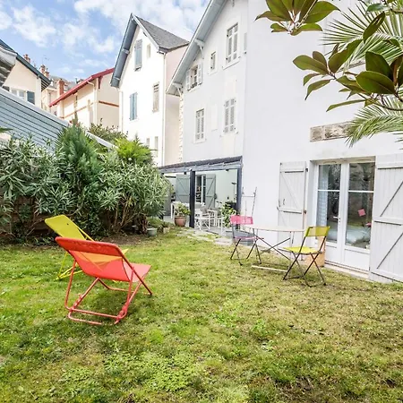 City Garden Apartman *