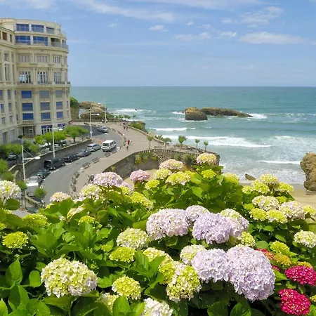 City Garden Apartman Biarritz